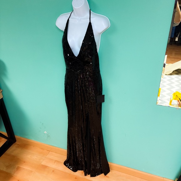 NWT Lulus Black Sequin Pretty Sensational Rosette Halter Maxi Dress Womens M - Picture 5 of 8